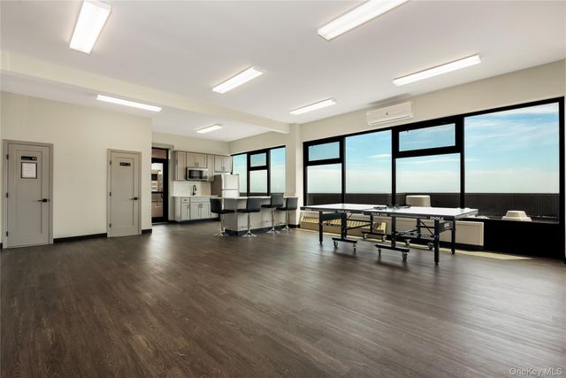 1 E Broadway 5G, Long Beach, NY 11561