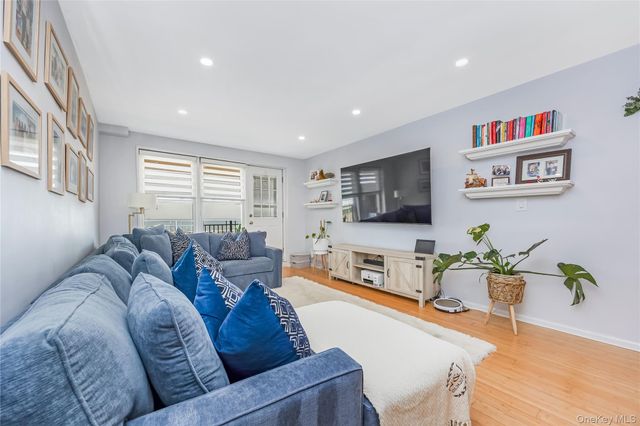 1 E Broadway 5G, Long Beach, NY 11561