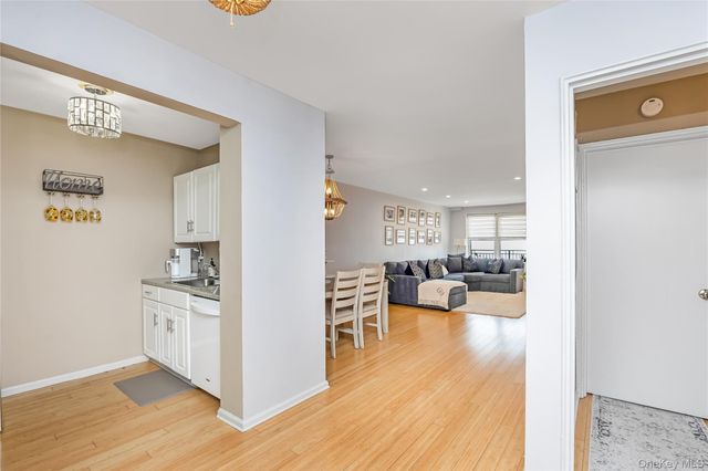 1 E Broadway 5G, Long Beach, NY 11561