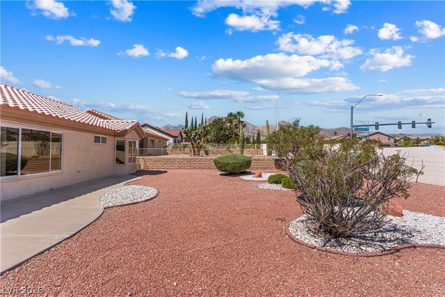 10032 Villa Ridge Drive, Las Vegas, NV 89134
