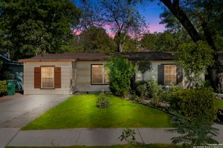 502 Brookview Dr, San Antonio, TX 78213