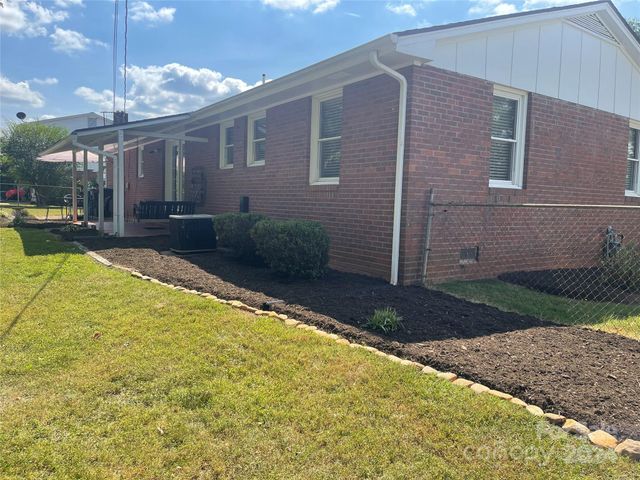 148 Westhaven Street, Forest City, NC 28043