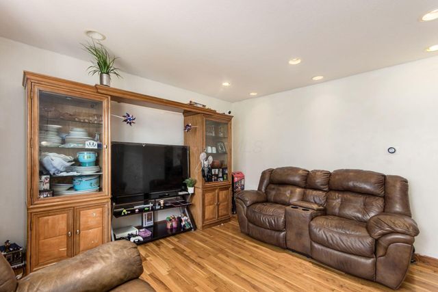 6677 Red Coach Lane, Reynoldsburg, OH 43068