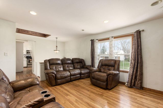 6677 Red Coach Lane, Reynoldsburg, OH 43068