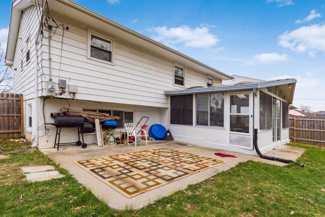 6677 Red Coach Lane, Reynoldsburg, OH 43068