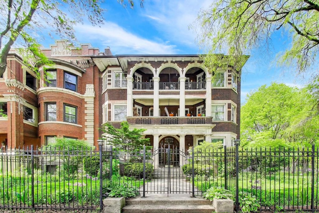 5036 S Drexel Boulevard 3N, Chicago, IL 60615