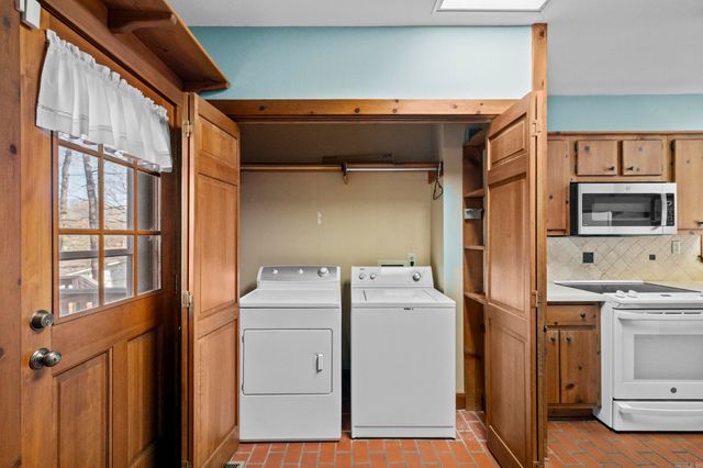 1204 North Point Lane, North Little Rock, AR 72116