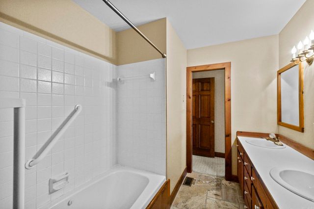 1204 North Point Lane, North Little Rock, AR 72116