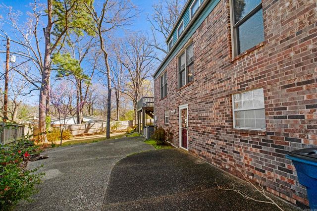 1204 North Point Lane, North Little Rock, AR 72116