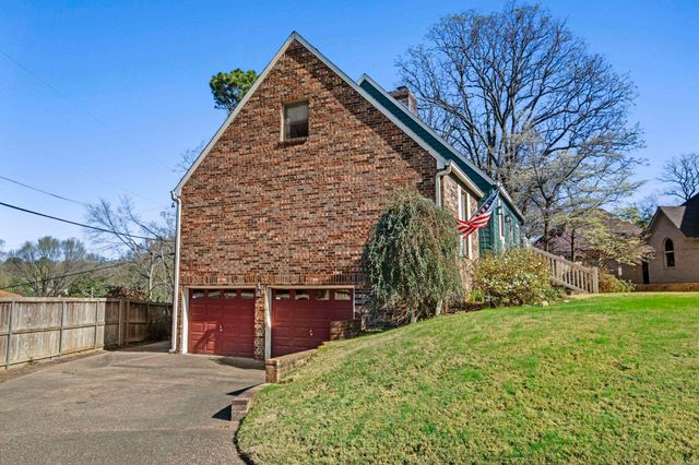 1204 North Point Lane, North Little Rock, AR 72116