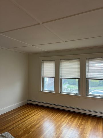 19 Melbourne Avenue 1, Newton, MA 02460