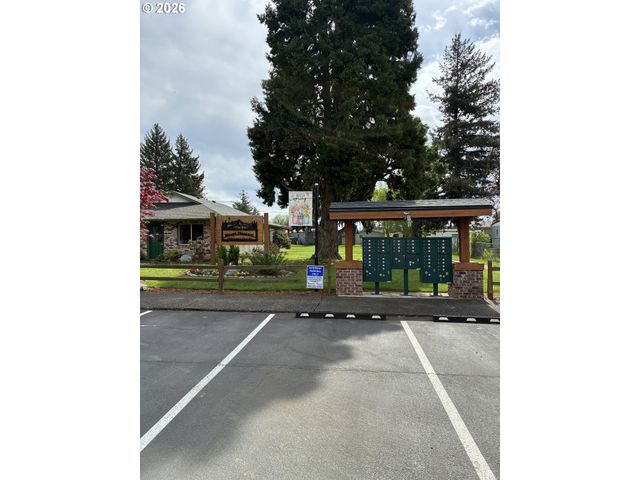 18780 S CENTRAL POINT Rd 20, Oregon City, OR 97045
