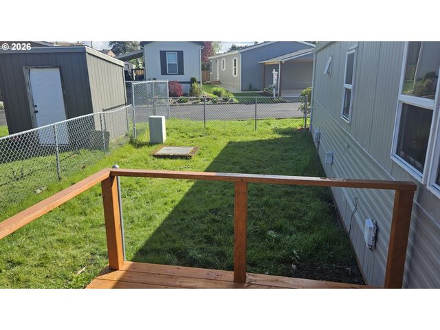 18780 S CENTRAL POINT Rd 20, Oregon City, OR 97045