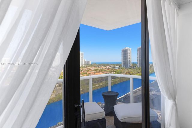 3625 N Country Club Drive 1401, Aventura, FL 33180