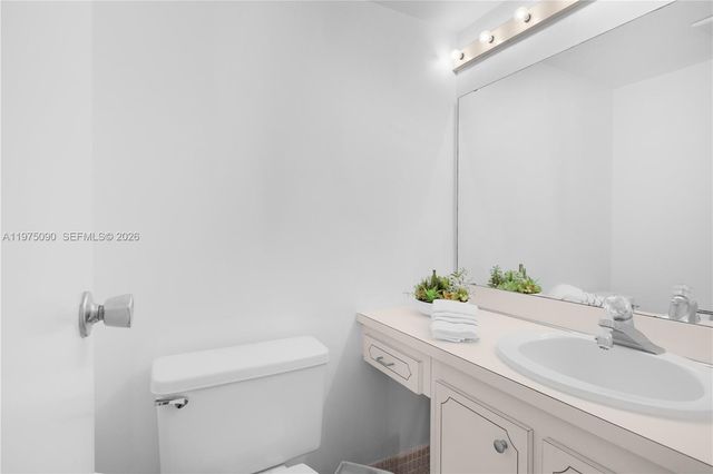 3625 N Country Club Drive 1401, Aventura, FL 33180