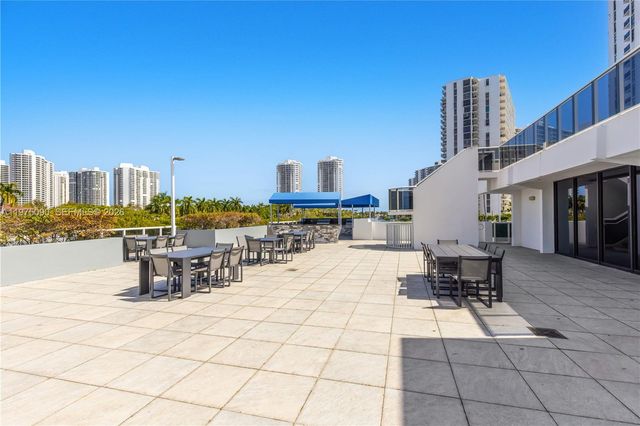3625 N Country Club Drive 1401, Aventura, FL 33180