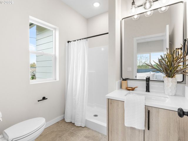 8632 Sw 21st Ave, Portland, OR 97219