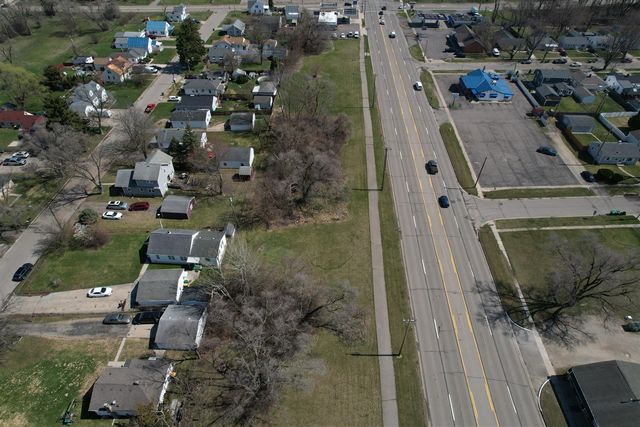 1255 Ecorse Road, Ypsilanti, MI 48198