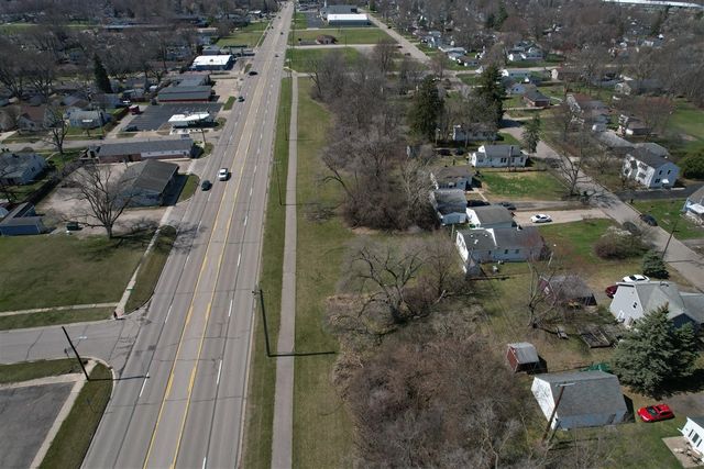 1255 Ecorse Road, Ypsilanti, MI 48198