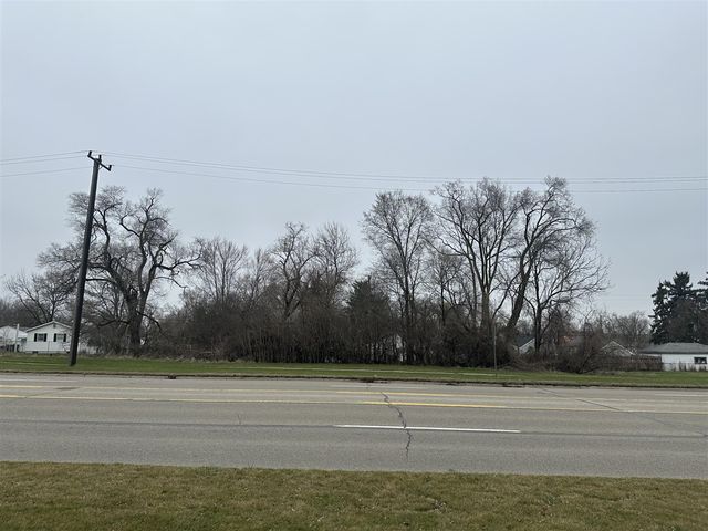 1255 Ecorse Road, Ypsilanti, MI 48198