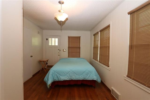 910 W Kensington Road, Joplin, MO 64801