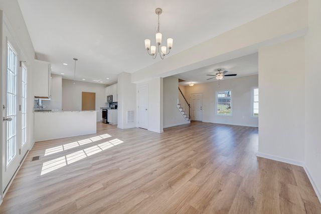 3076 Isabel LN, Salem, VA 24153