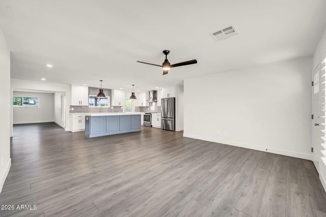 8336 E CYPRESS Street, Scottsdale, AZ 85257