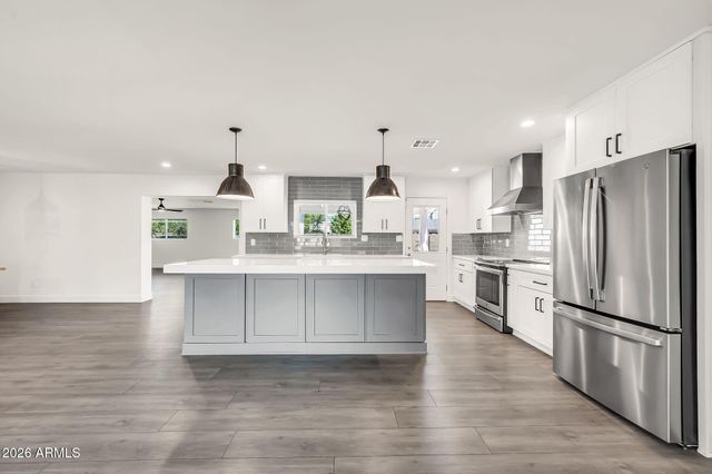 8336 E CYPRESS Street, Scottsdale, AZ 85257
