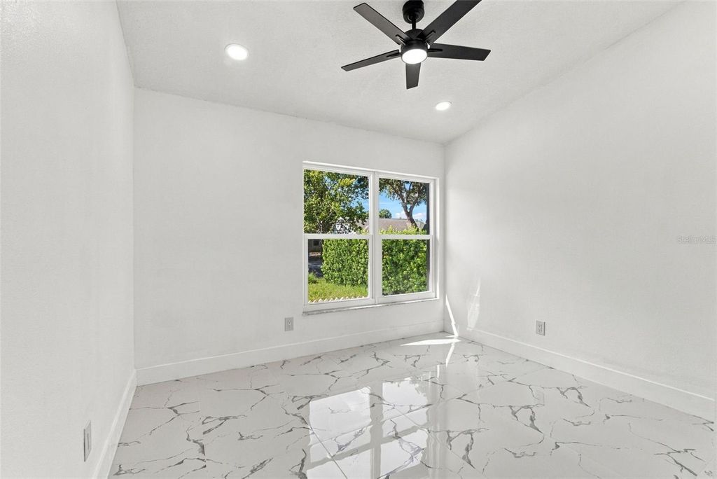 Image 13 of property listing at 9224 CAMINO VILLA BOULEVARD, Tampa, FL 33635