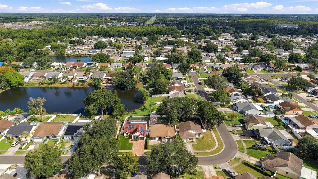 Image 52 of property listing at 9224 CAMINO VILLA BOULEVARD, Tampa, FL 33635