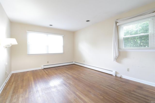 1607 S Main Street, Mishawaka, IN 46544