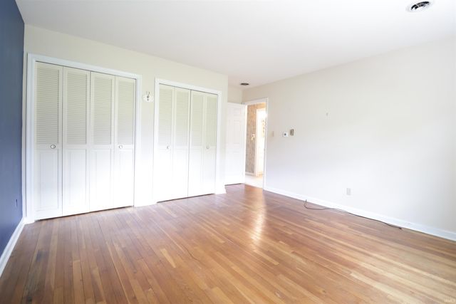 1607 S Main Street, Mishawaka, IN 46544