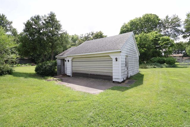 1607 S Main Street, Mishawaka, IN 46544