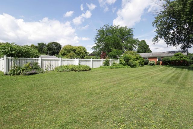 1607 S Main Street, Mishawaka, IN 46544
