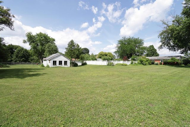 1607 S Main Street, Mishawaka, IN 46544