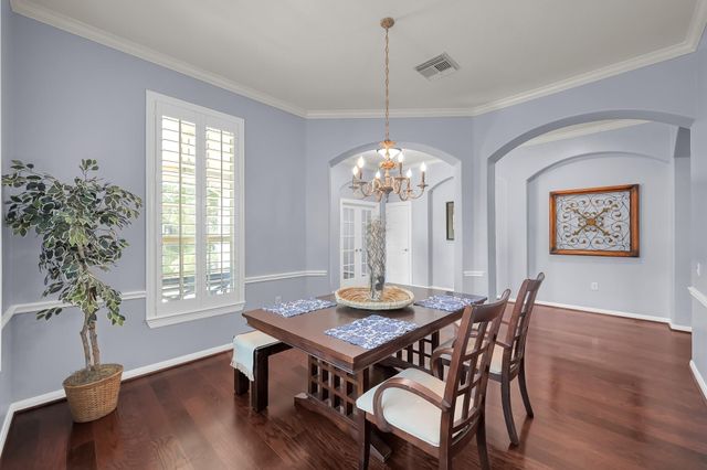 35 E Bellmeade Place, The Woodlands, TX 77382