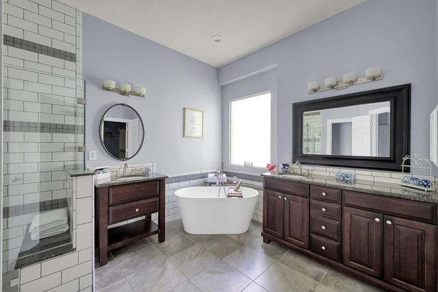 35 E Bellmeade Place, The Woodlands, TX 77382