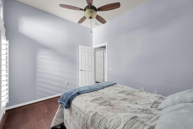 35 E Bellmeade Place, The Woodlands, TX 77382