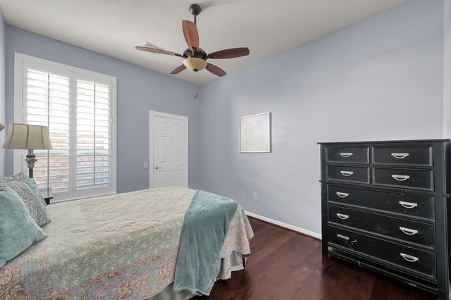 35 E Bellmeade Place, The Woodlands, TX 77382