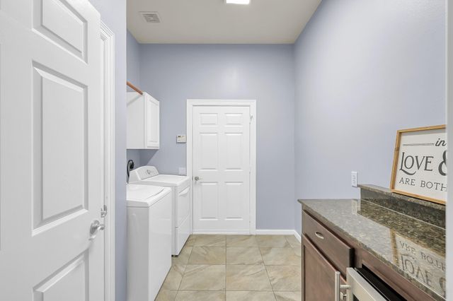 35 E Bellmeade Place, The Woodlands, TX 77382