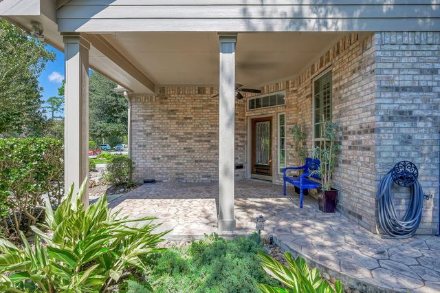 35 E Bellmeade Place, The Woodlands, TX 77382