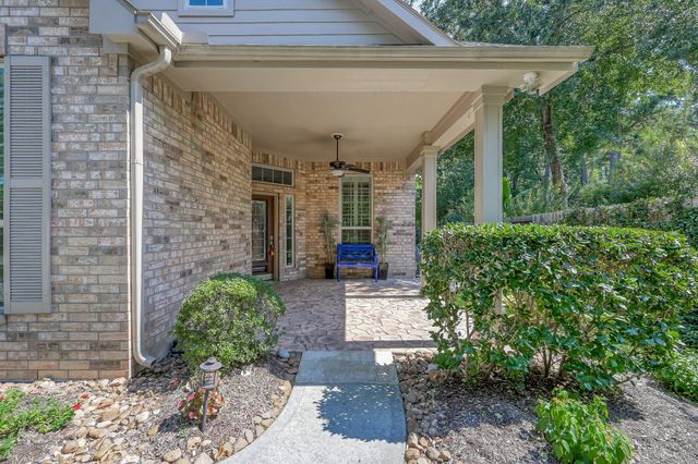 35 E Bellmeade Place, The Woodlands, TX 77382