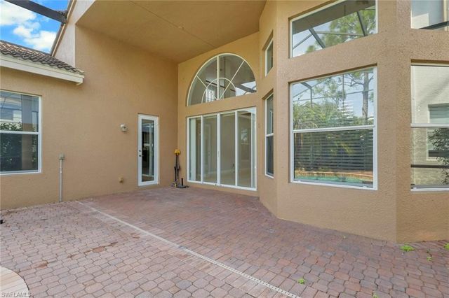 2137 Isla De Palma CIR, Naples, FL 34119