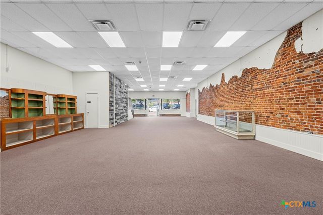 107 W Main Street, Cameron, TX 76520