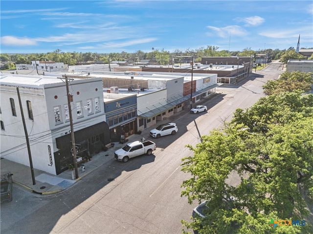 107 W Main Street, Cameron, TX 76520