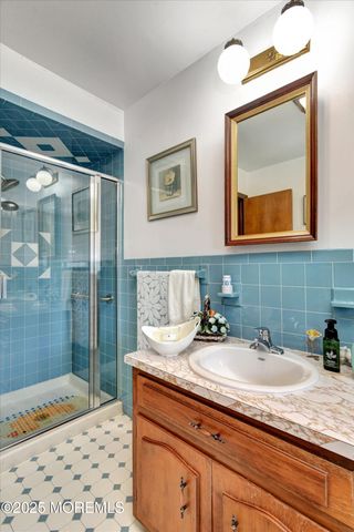 418 Atlantic Avenue, Aberdeen, NJ 07747