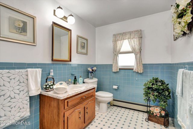 418 Atlantic Avenue, Aberdeen, NJ 07747