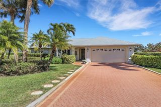 318 Burning Tree DR, Naples, FL 34105