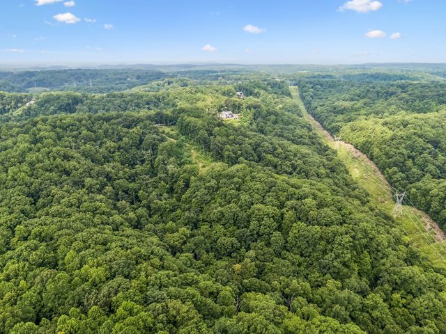 1065 Sioux Trail, Pegram, TN 37143