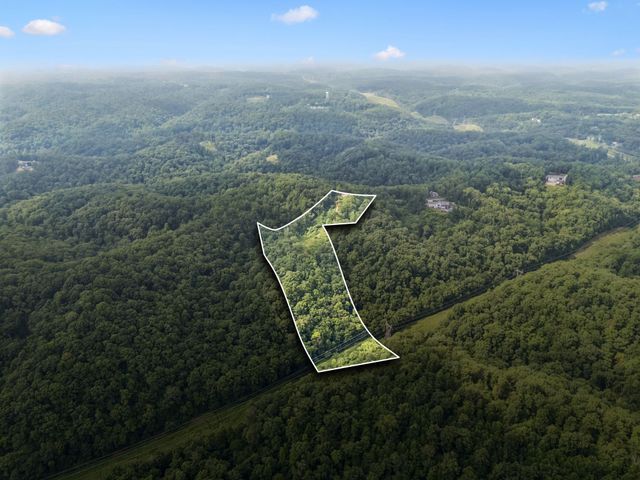 1065 Sioux Trail, Pegram, TN 37143